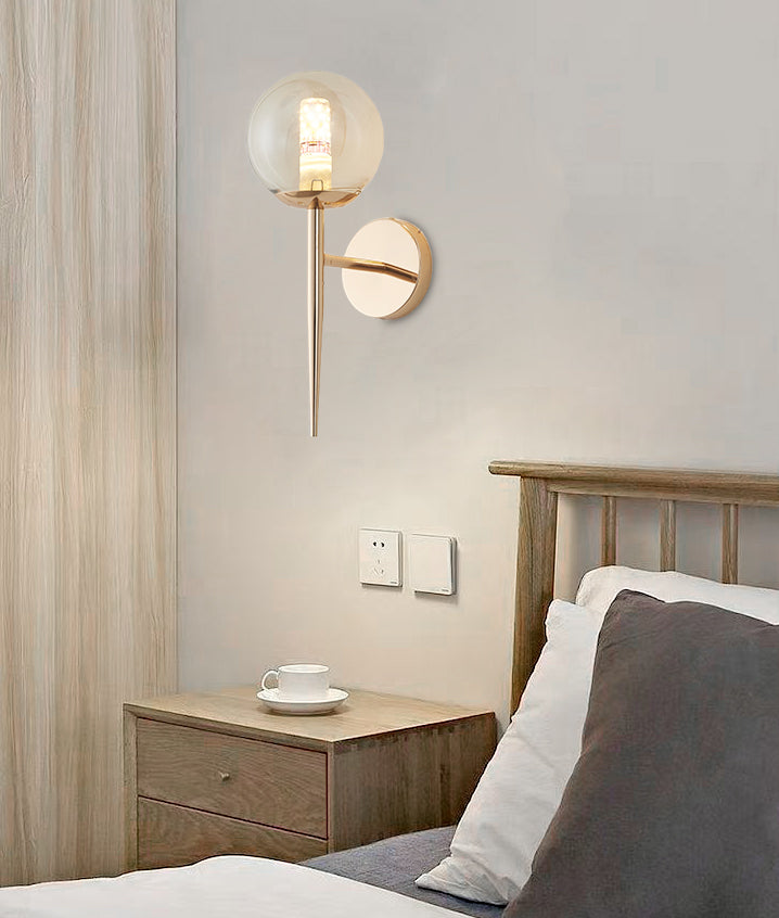 Arbotante de pared Vesper, vista completa sobre fondo blanco